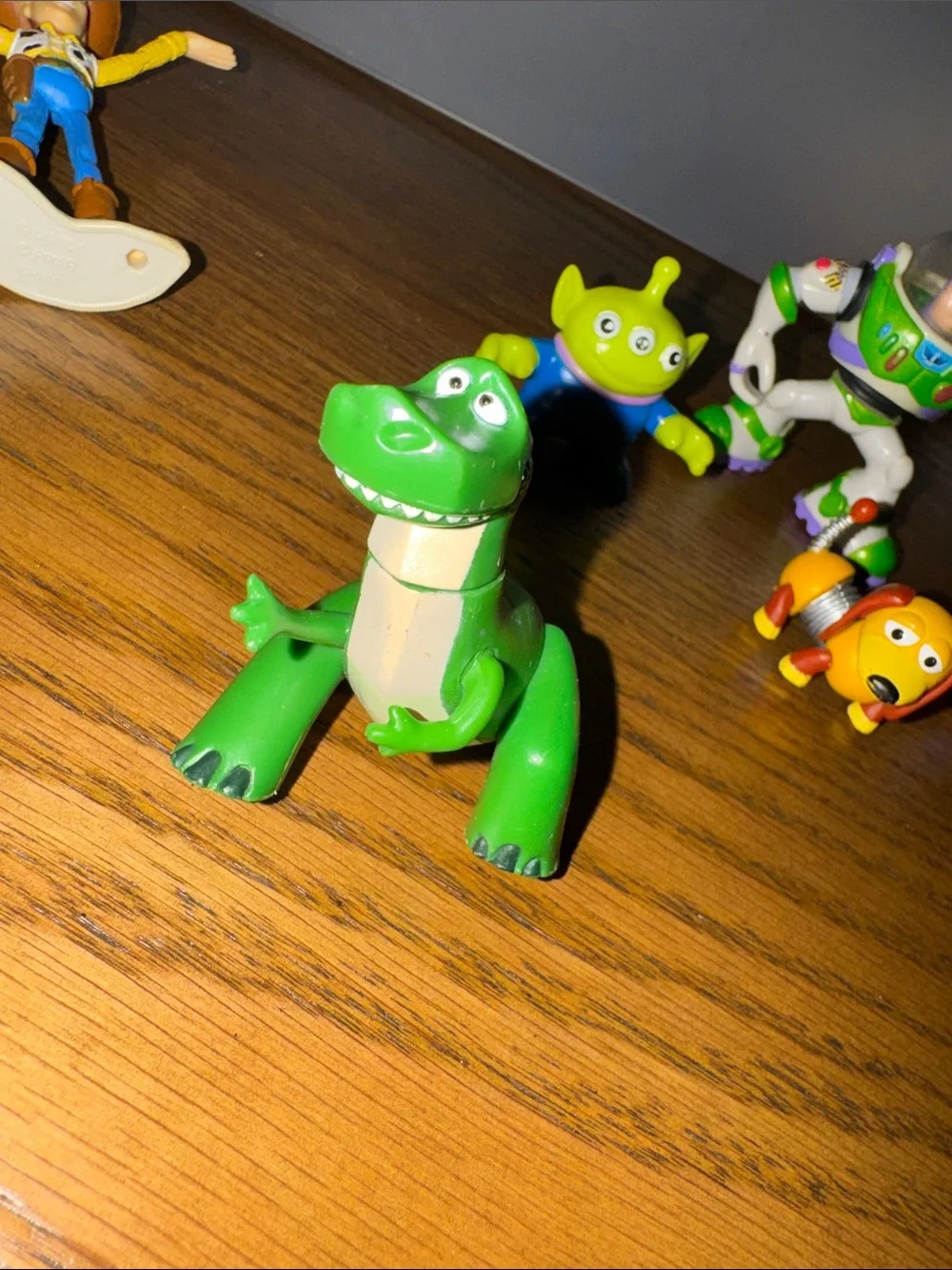 Toy Story Figure Set Bundle - Green and White Buzz Lightyear with Friends